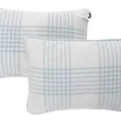 Par De Cojines Hearth & Hand Blanco Con Azul (35.5cm X 50cm) Blanco Con Rayas Azules